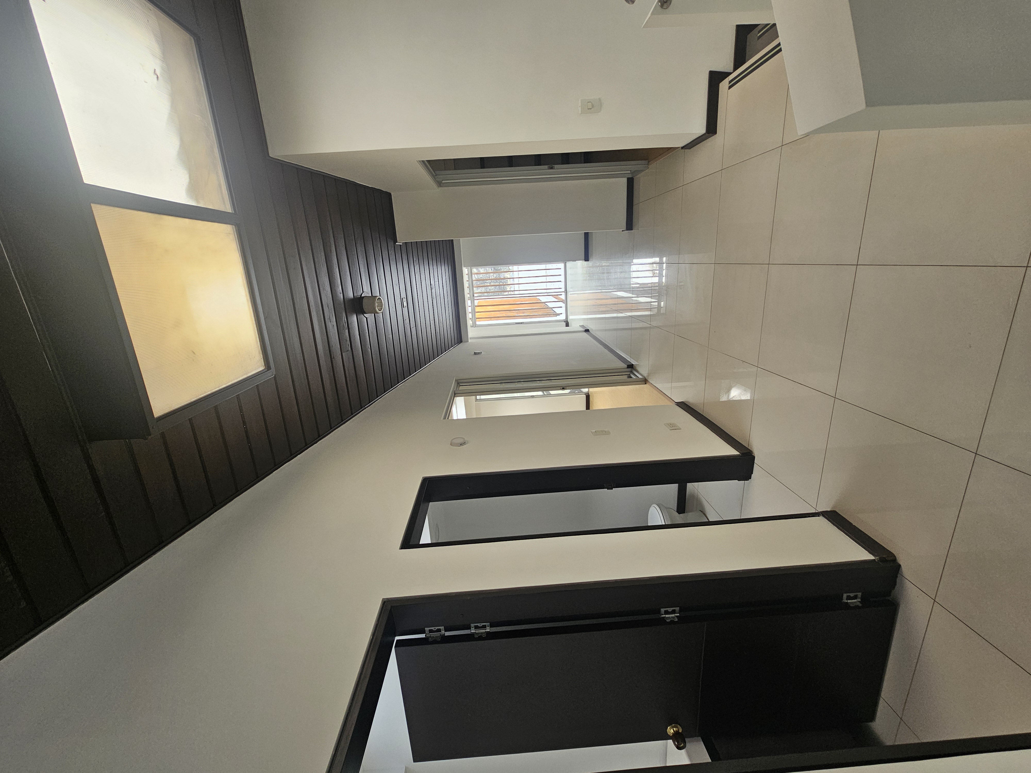 Casa unifamiliar con patio interior — imagen 2